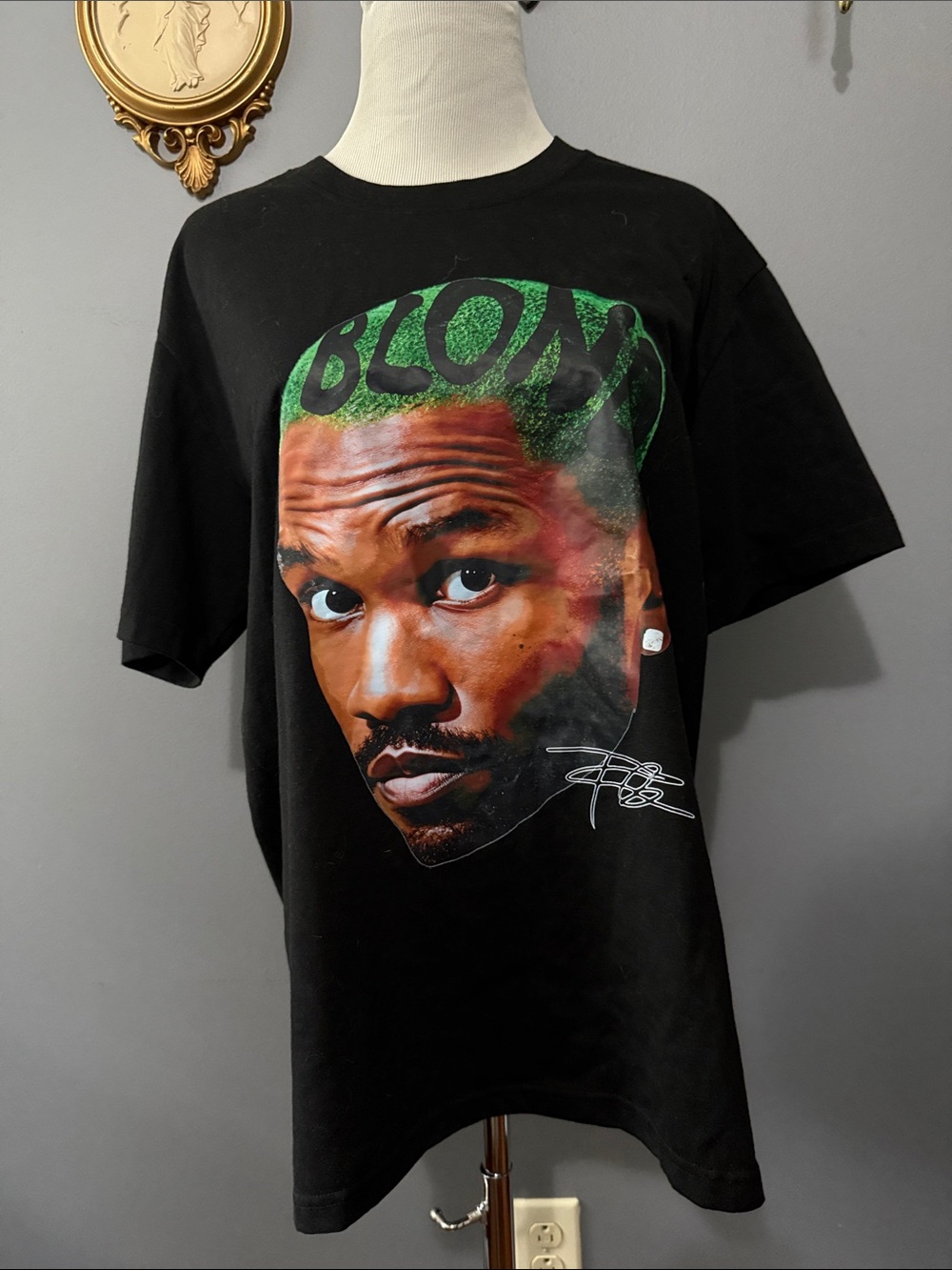 Black Graphic Crewneck T-Shirt with Frank Ocean autograph screen tee